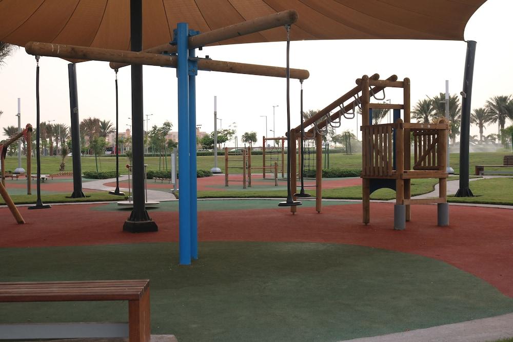 Bay La Sun Hotel And Marina - Emaar King Abdullah Economic City Dış mekan fotoğraf Al-Ghazal Park