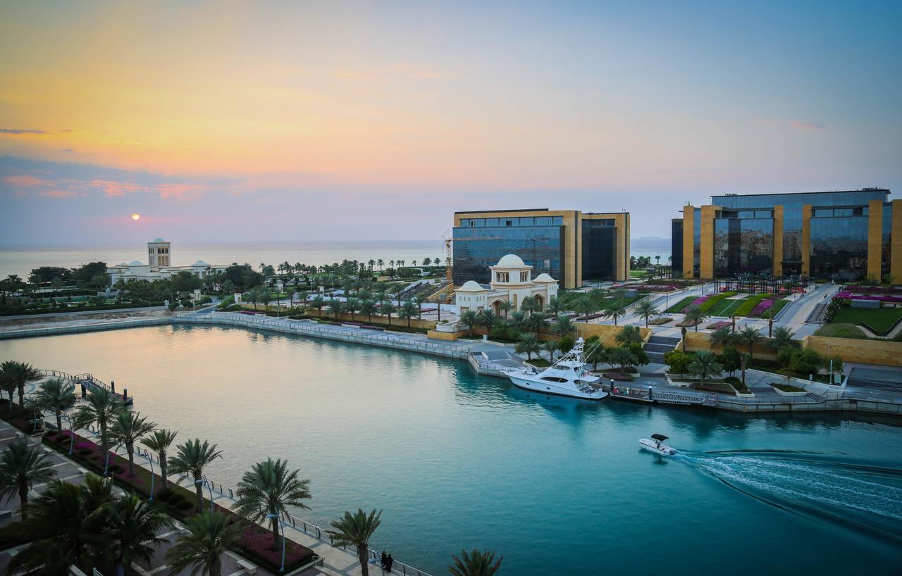 Bay La Sun Hotel And Marina - Emaar King Abdullah Economic City Dış mekan fotoğraf Al Biryani House, Jumeirah